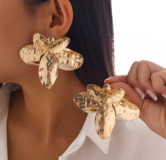 Gold Fleury earrings