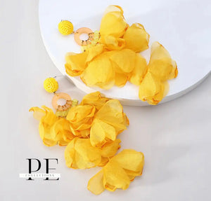 Yellow petal fairy Earring